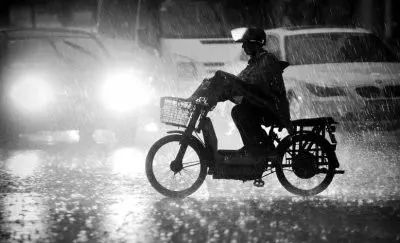 雨季來(lái)臨，你知道電動(dòng)車如何使用和保養(yǎng)嗎？